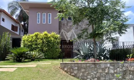 Casa de alto padrão para locação no condomínio mais verde de Jundiaí-SP, com 5 suites, lareira, piscina aquecida, pomar e muito mais!