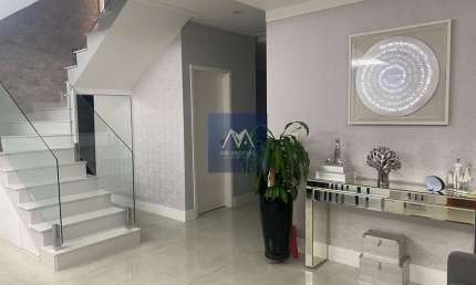 SOBRADO À VENDA NO CONDOMÍNIO MORADA DO HORTO EM JUNDIAÍ