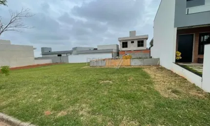 Terreno em condomínio fechado à venda no Taquaral, Piracicaba  por R$ 225.000