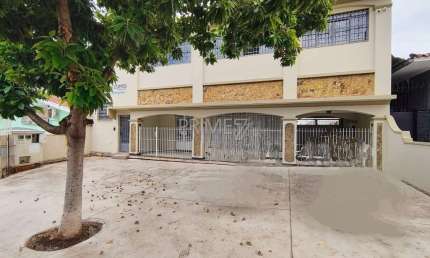 Casa comercial com 1 sala para alugar no Centro, Piracicaba  por R$ 6.000