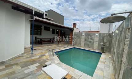 Casa com 3 quartos à venda no Centro, Piracicaba  por R$ 990.000