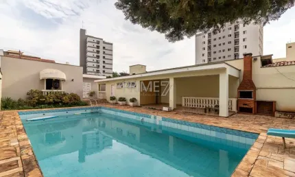 Casa com 3 quartos à venda no Centro, Piracicaba  por R$ 750.000