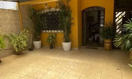 Sobrado com 3 quartos  à venda por R$ 1.570.000 - Boqueirão - Santos/SP