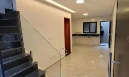 Sobrado com 2 quartos  à venda, 61 m² por R$ 340.000 - Vila Guilhermina - Praia Grande/SP