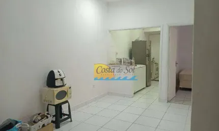 Casa com 2 dormitórios para alugar por R$ 2.500,00/mês - Vila Guilhermina - Praia Grande/SP