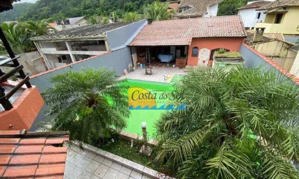 Casa com 6 dormitórios à venda, 326 m² por R$ 1.800.000,00 - Canto do Forte - Praia Grande/SP
