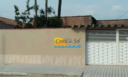 Casa com 3 dormitórios à venda, 135 m² por R$ 600.000,00 - Maracanã - Praia Grande/SP
