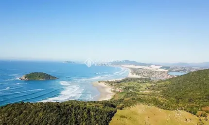 Casa com 2 quartos à venda na CAMINHO DO REI, 4444, Praia do Rosa, Imbituba, 4957 m2 por R$ 2.340.000