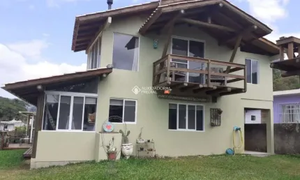 Casa com 3 quartos à venda na GERAL DO MACACU, 1, Macacu, Garopaba, 130 m2 por R$ 790.000