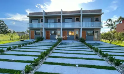 Casa com 2 quartos à venda na Estrada Geral, 206, Alto Arroio, Imbituba, 75 m2 por R$ 464.627