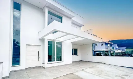 Casa com 4 quartos à venda na LAGEADO, 1913, Centro, Garopaba, 190 m2 por R$ 1.490.000