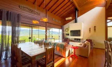 Casa com 3 quartos à venda na Dos Camarões, 89, Praia da Ferrugem, Garopaba, 190 m2 por R$ 1.380.000
