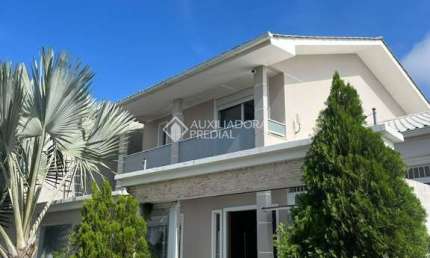 Casa com 3 quartos à venda na Tarumã, 6532, Enseada de Brito, Palhoça, 153 m2 por R$ 900.000