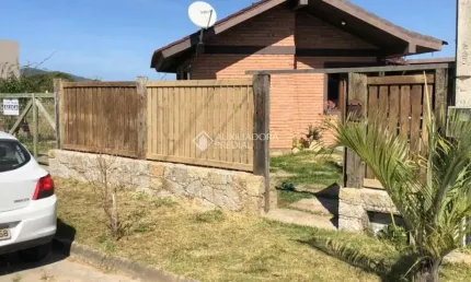 Casa com 2 quartos à venda na Rua Deputado Epitácio Bittencourt, 777, Ambrósio, Garopaba, 90 m2 por R$ 960.000