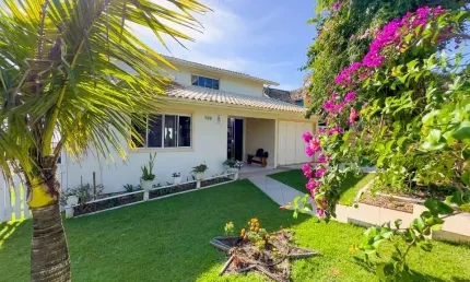 Casa com 4 quartos à venda na Bela Vista, 100, Ribanceira, Imbituba, 245 m2 por R$ 1.300.000