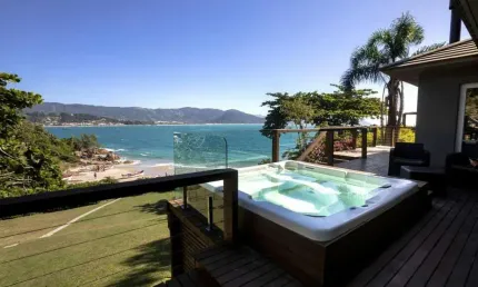 Casa com 4 quartos à venda na Servidão Da Prainha, 175, Vigia, Garopaba, 300 m2 por R$ 15.000.000