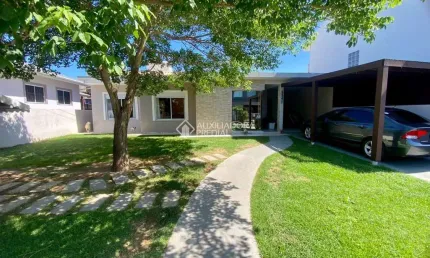 Casa com 2 quartos à venda na Lageado, 75, Ambrósio, Garopaba, 170 m2 por R$ 1.100.000