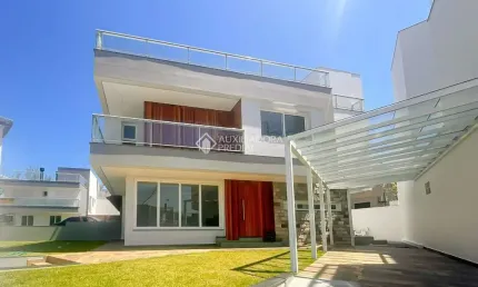 Casa com 3 quartos à venda na Das Amendoeiras, 100, Morrinhos, Garopaba, 188 m2 por R$ 2.890.000