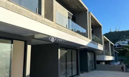 Casa com 2 quartos à venda na DOS FLAMBOYANTES, 80, Morrinhos, Garopaba, 105 m2 por R$ 1.290.000