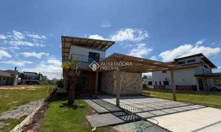 Casa em condomínio fechado com 3 quartos à venda na Grp 396, 1851, Zona Rural, Garopaba, 301 m2 por R$ 2.850.000