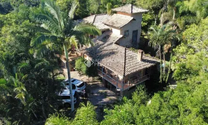 Casa com 3 quartos à venda na Jovino Piucco, 1, Macacu, Garopaba, 170 m2 por R$ 2.500.000