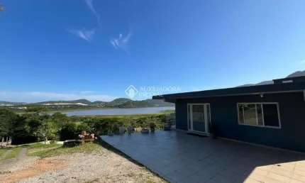 Casa com 3 quartos à venda na João José De Souza, 978, Macacu, Garopaba, 192 m2 por R$ 1.750.000