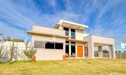Casa com 4 quartos à venda na Da Esperança, 5940, Araçatuba, Imbituba, 254 m2 por R$ 1.900.000