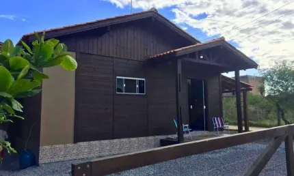Casa com 3 quartos à venda na do viveiro, 121, zona rural, garopaba, 170 m2 por r$ 775.000