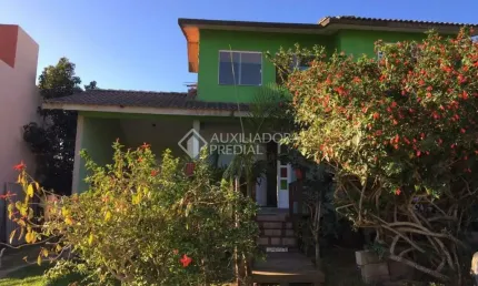 Casa com 4 quartos à venda na Rua Deputado Epitácio Bittencourt, 555, Ambrósio, Garopaba, 360 m2 por R$ 745.000