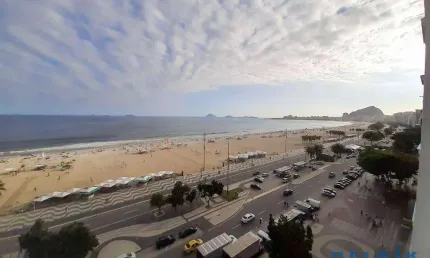 Apartamento com 2 dormitórios para alugar, 75 m² por R$ 8.170,24/mês - Leme - Rio de Janeiro/RJ