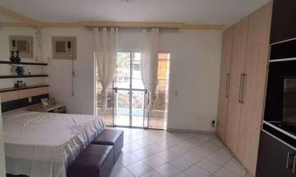 Imóvel para venda tem 174 metros quadrados com 3 quartos em Itapuã - Salvador - BA