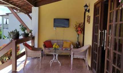Imóvel para venda tem 210 metros quadrados com 3 quartos em Recreio Ipitanga - Lauro de Freitas - BA