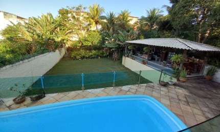 Casa para venda tem 200 metros quadrados com 3 quartos em Itapuã - Salvador - BA