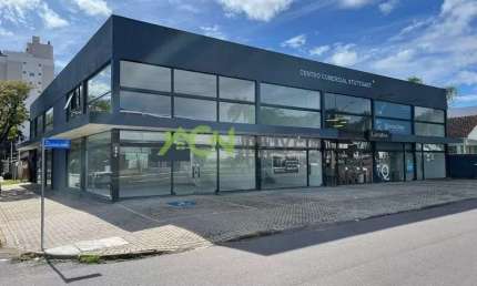 Loja comercial de Esquina, na Av. Presidente Vargas, Centro