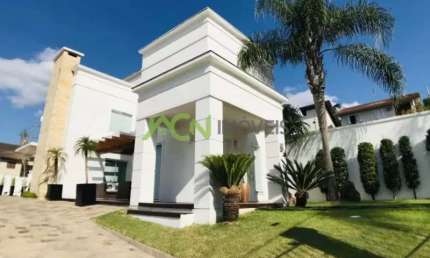 Casa com 3 suítes, no bairro Vista Alegre, em Ivoti
