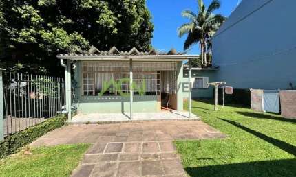 Casa com dois dormitórios no bairro Primavera em NH