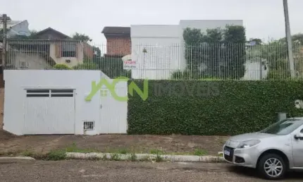 Casa térrea, 2 dormitórios (1 suíte), bairro Petrópolis, Novo Hamburgo