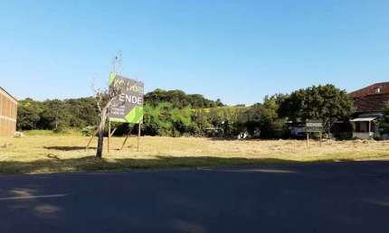 Área plana com 4237,20m², com frente para AV. Presidente Lucena e Av 7  de Setembro, no Centro de Estância Velha.
