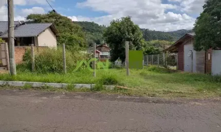 Terreno com 374,25m² na rua presidente lucena, no bairro das rosas, em estância velha