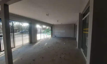 Prédio com 4 salas para alugar no Jardim das Indústrias, São José dos Campos 