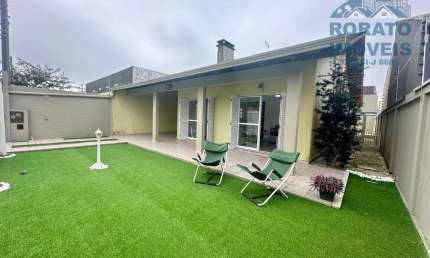 Casa com Ar Condicionado e Piscina - Locação Diária