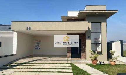 Casa com 3 dormitórios à venda, 158 m² por R$ 940.000,00 - Condomínio Malibu - Caçapava/SP
