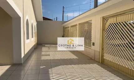 Casa com 4 dormitórios à venda, 244 m² por R$ 950.000 - Parque Itamarati - Jacareí/SP