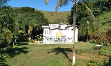 Sobrado com 6 dormitórios à venda, 600 m² por R$ 1.950.000,00 - Monjolinho - Taubaté/SP
