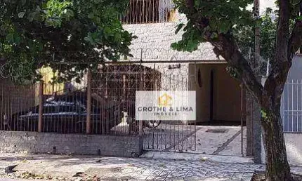 Sobrado com 4 dormitórios à venda, 190 m² por R$ 600.000,00 - Vila Nossa Senhora das Graças - Taubaté/SP