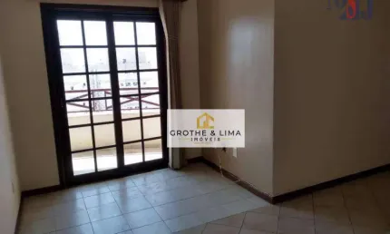 Apartamento com 2 dormitórios à venda, 70 m² por R$ 200.000,00 - Edifício Versales - Taubaté/SP