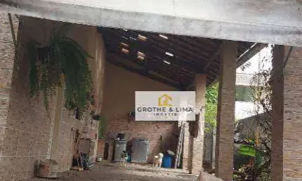 Vende-se Casa Taubaté-Bairro Estoril próximo ao Shopping Via Vale