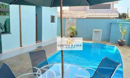 Sobrado com 3 dormitórios à venda, 251 m² por R$ 1.200.000,00 - Estiva - Taubaté/SP
