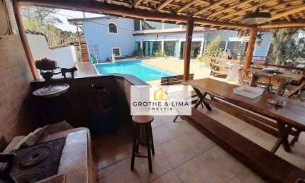 Chácara com 3 dormitórios, 1 suíte à venda, 735 m² - Jardim Santa Maria - São José dos Campos/SP