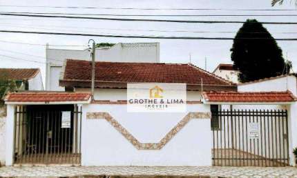 Casa com 3 dormitórios à venda, 92 m² por R$ 400.000,00 - Parque São Jorge - Taubaté/SP